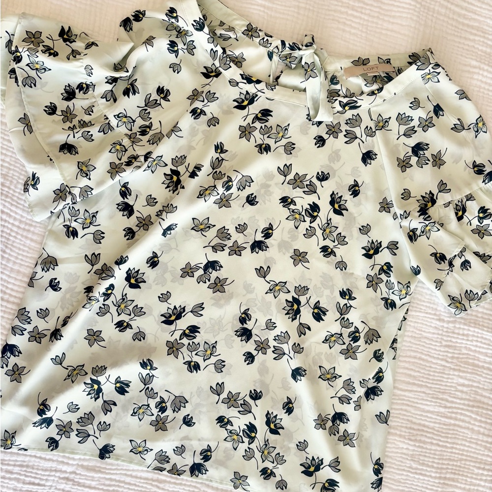 LOFT Floral Print Blouse in Cream and Black